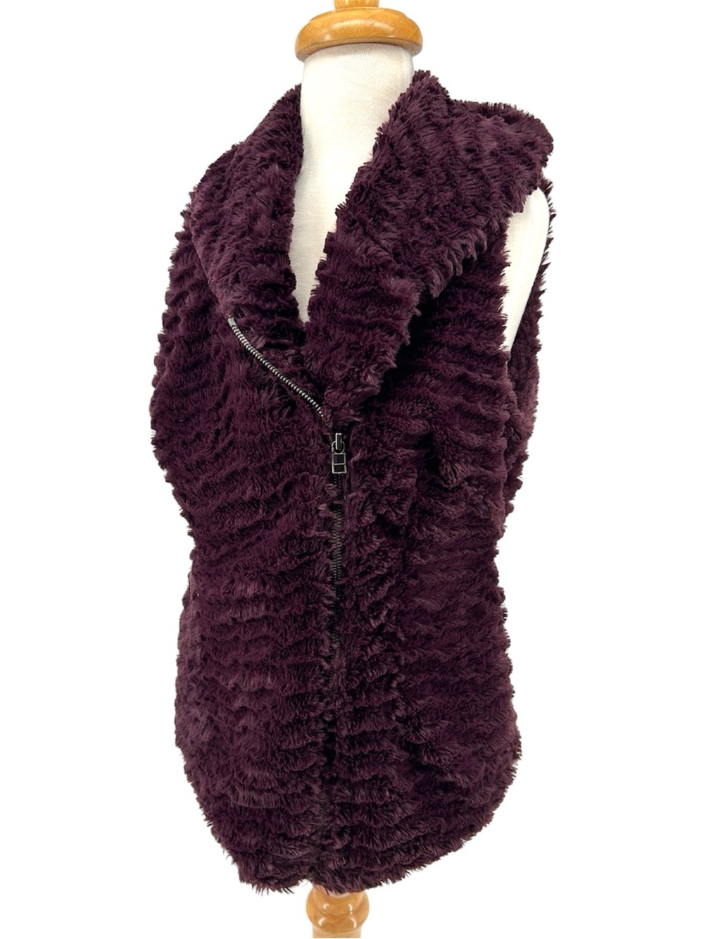 Patagonia Women’s Pelage Vest in Whiskey Plum Size Small - Picture 3 of 8